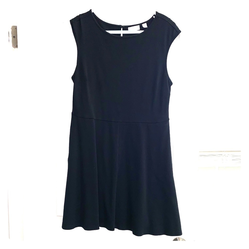 🌎 2/$18 New York and Company LBD